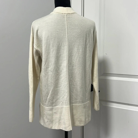 Talbots Pure Marino Wool Ivory oversized Long Sleeve Cowl Neck Sweater size Med - Picture 5 of 7
